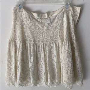 Lace skirt